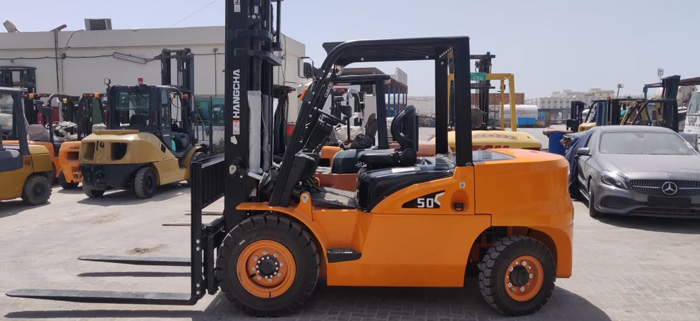 Mua xe nâng dầu ở một nơi có được đến nơi khác bảo hành không?
