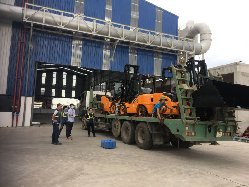 bộ công tác gật gù