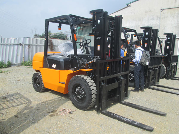 Khung nâng hàng chắc chắn Khung nâng hàng chắc chắn