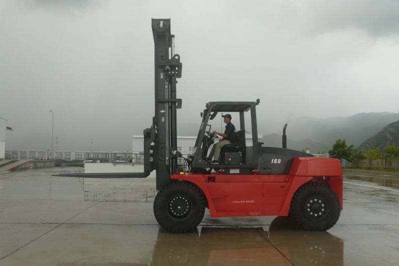 Xe nâng dầu 16 Tấn HangCha Xe nâng dầu 16 Tấn HangCha