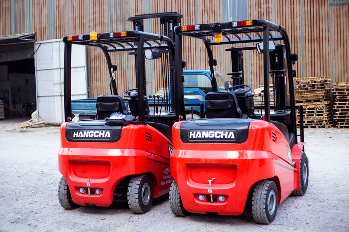 Xe nâng chạy điện 2.5 tấn Xe nâng chạy điện 2.5 tấn
