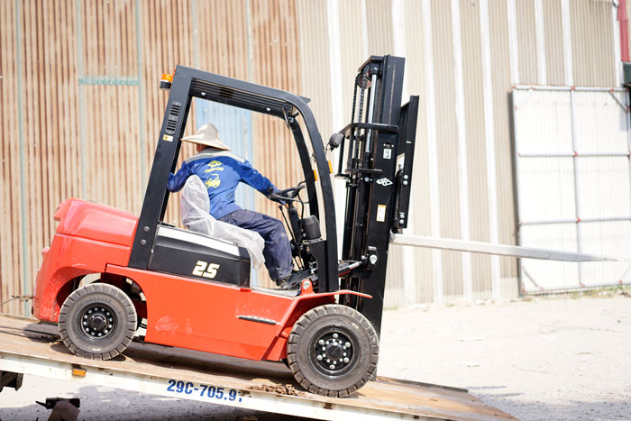 xe nâng dầu 2,5 tấn xe nâng dầu 2,5 tấn