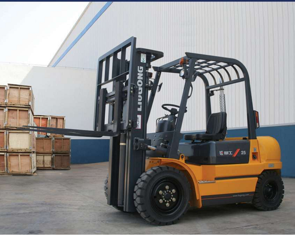 Thủy lực xe nâng cũ
